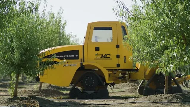 OMC AR-500 Spraying + Mowing